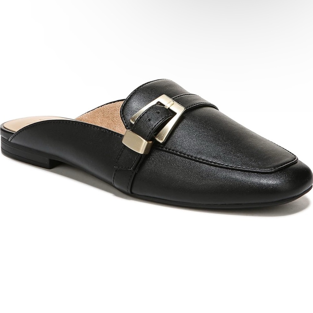 NATURALIZER Leather Slip-On